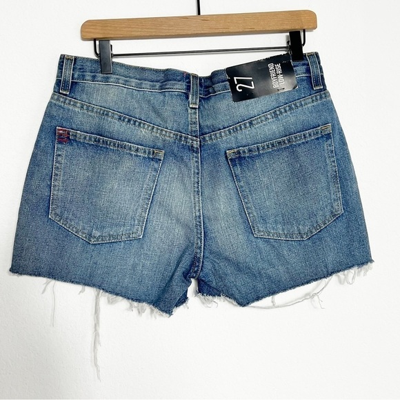 BDG URBAN OUTFITTERS BOYFRIEND LOW RISE WOMEN SIZE 27 DENIM CUT OFF SHOR… - Picture 4 of 5
